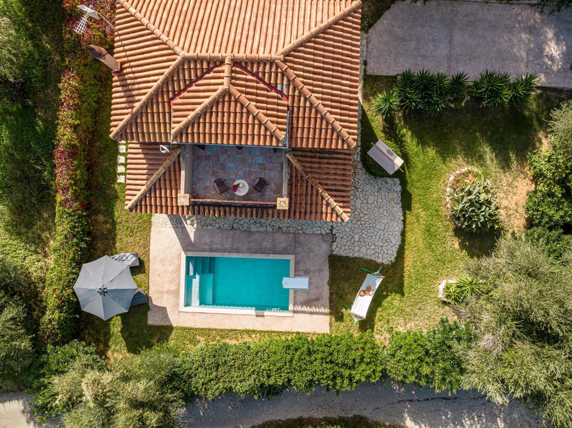 Casa Koukounaria